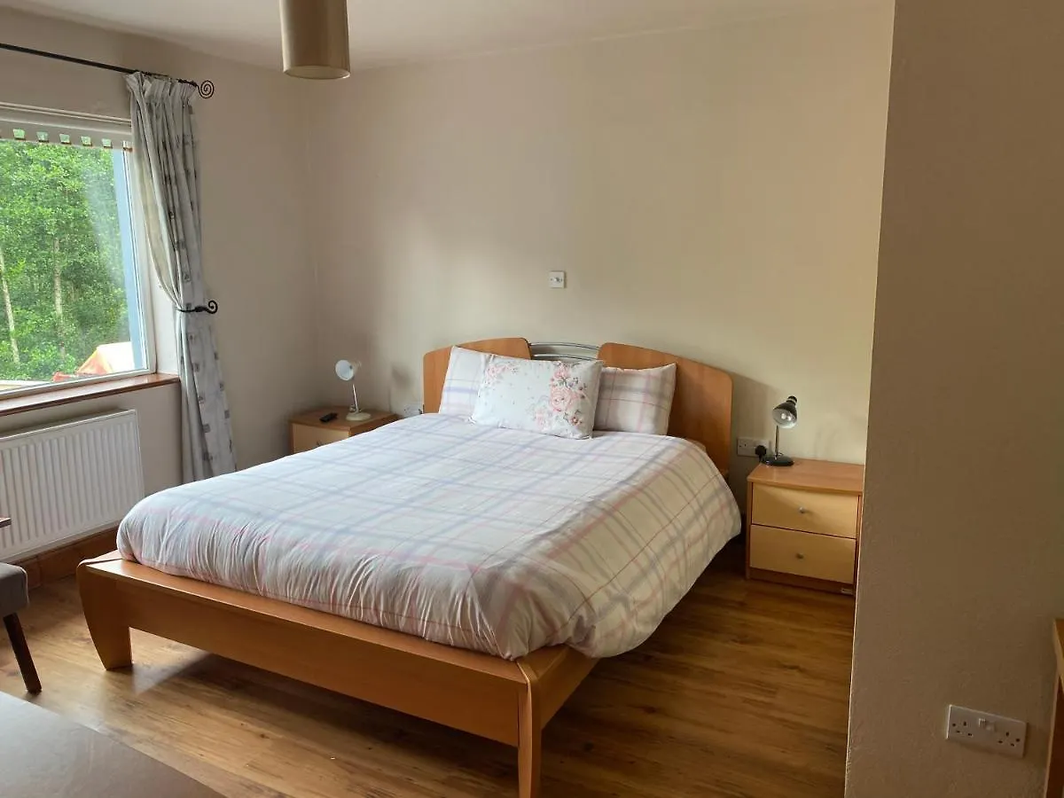 Doughlasha House V93Rx64 Fossa Guest house